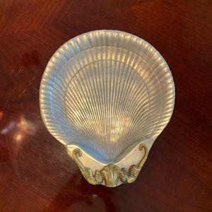 Arthur Court Shell Tray